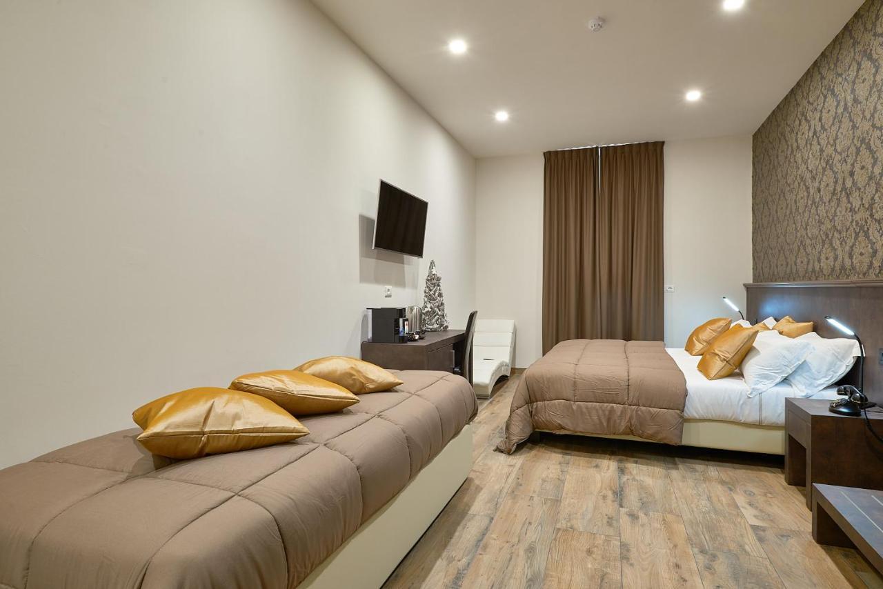 Ricaroka Hotel Albenga Luaran gambar