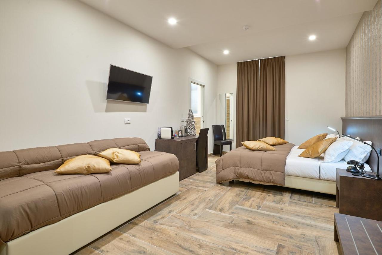 Ricaroka Hotel Albenga Luaran gambar